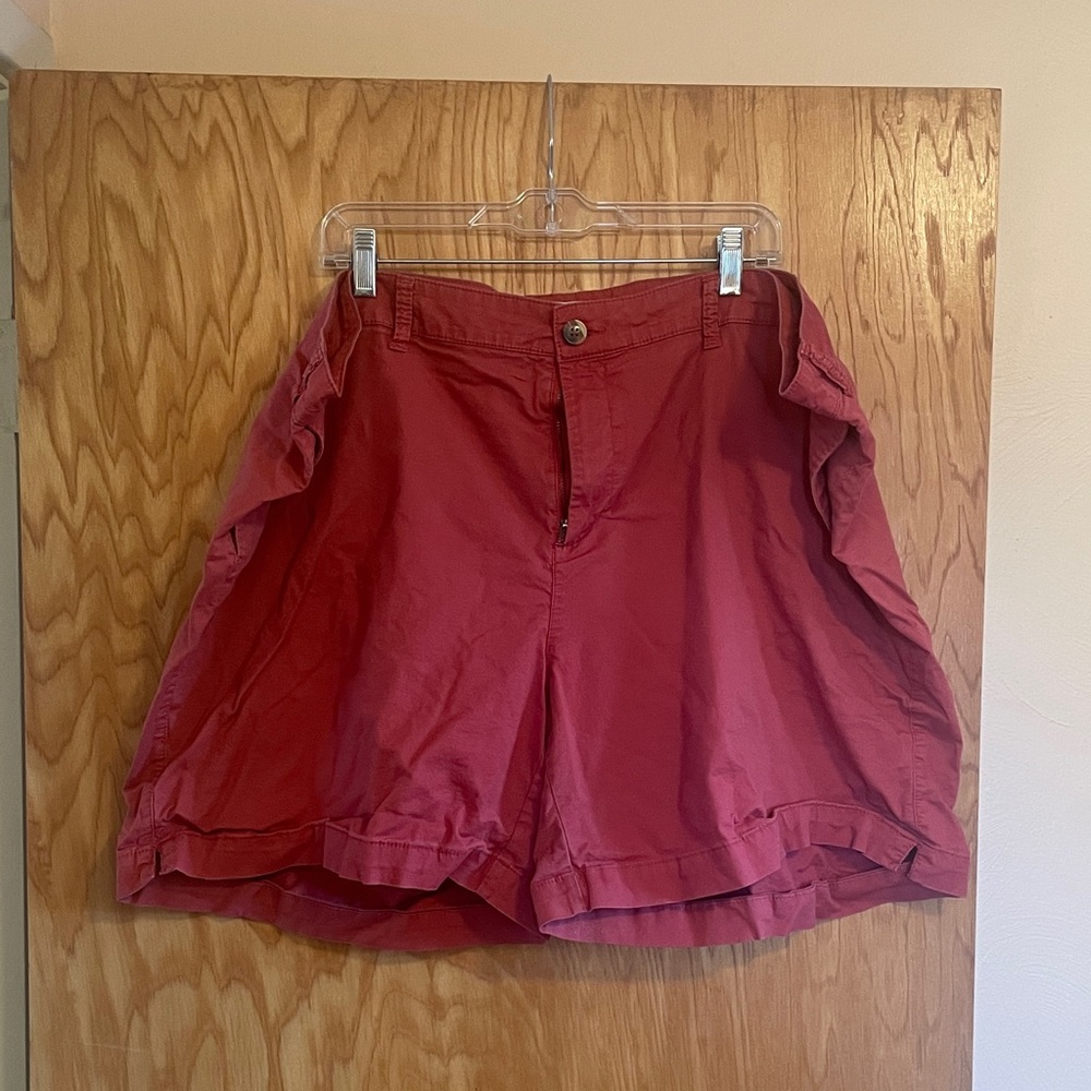 Old Navy Plus Women's Red Shorts